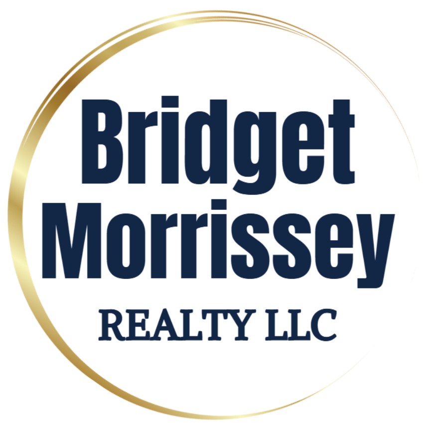 Mystic real estate agent